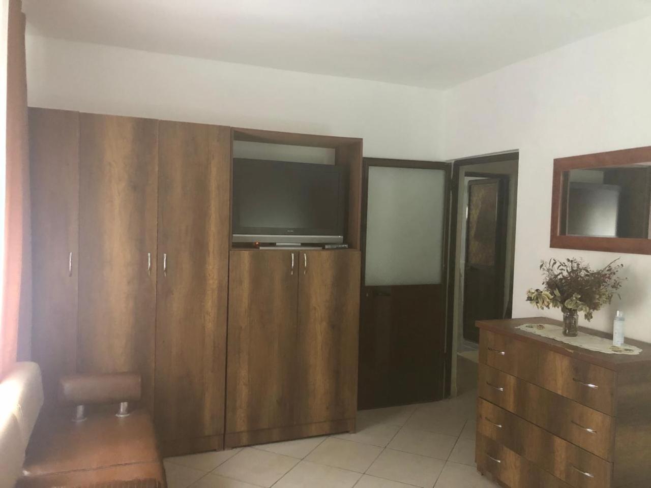 Yours Flat, In Center Of Apartament