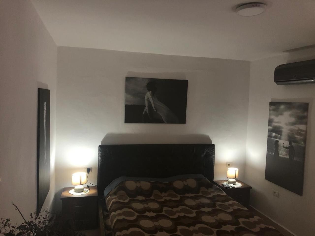 Apartamento Yours Flat, In Center Of *