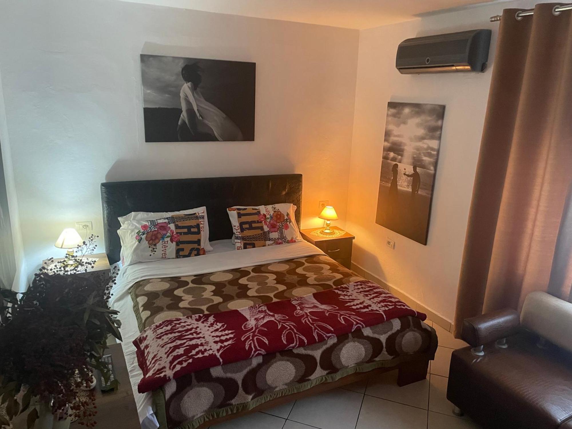 Apartamento Yours Flat, In Center Of Tirana